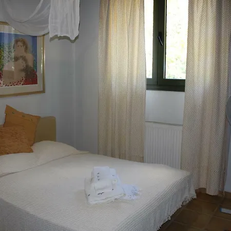 House Armonia וילה Kardiá